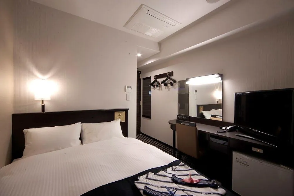 Apa Hotel Tokyo Kudanshita 3*,