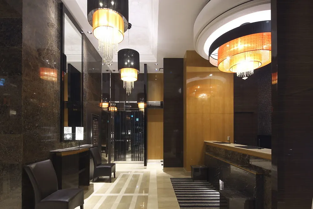 Apa Hotel Tokyo Kudanshita 3*,